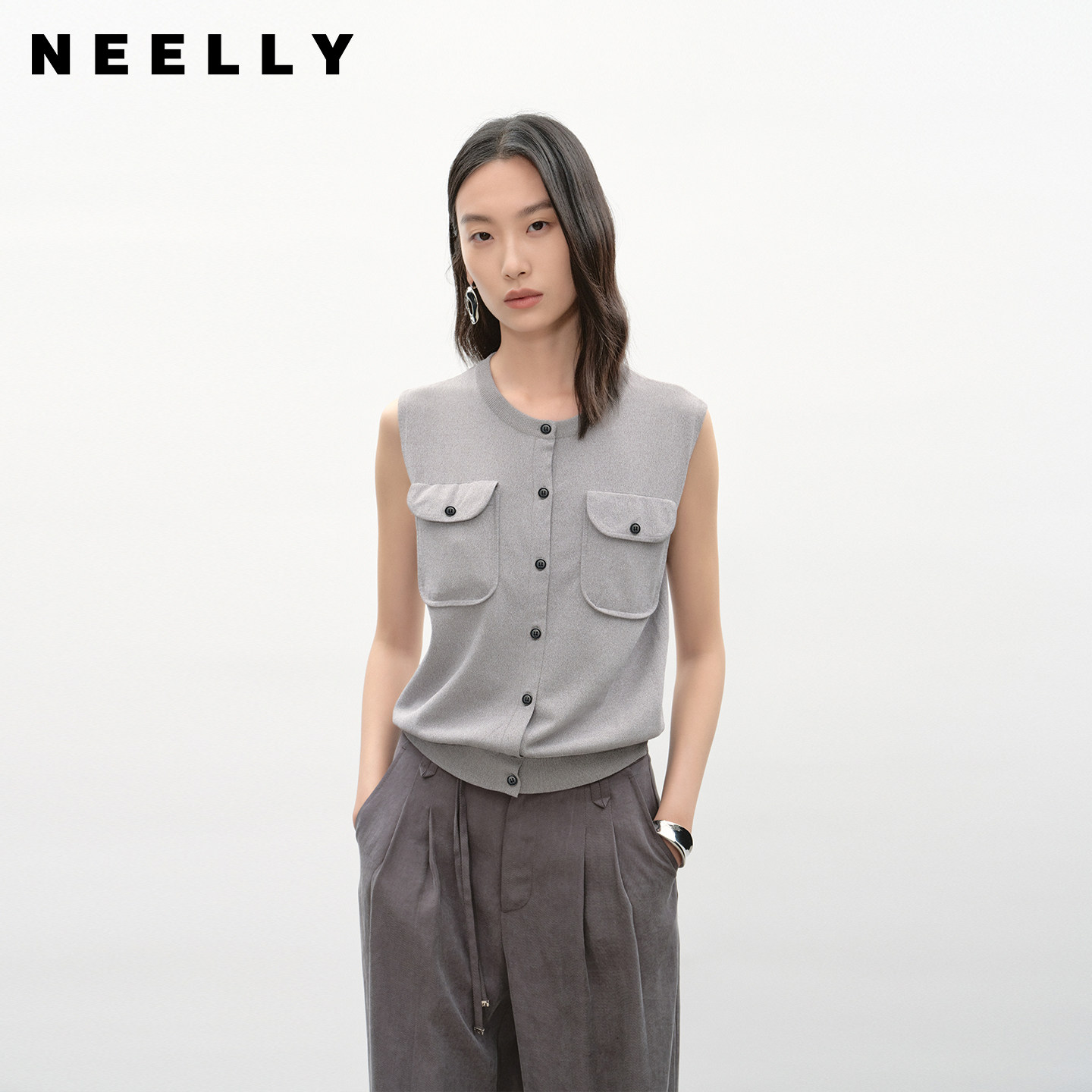 NEELLY纳俪商场同款夏季新款气质圆领休闲开衫马甲女显瘦户外上衣