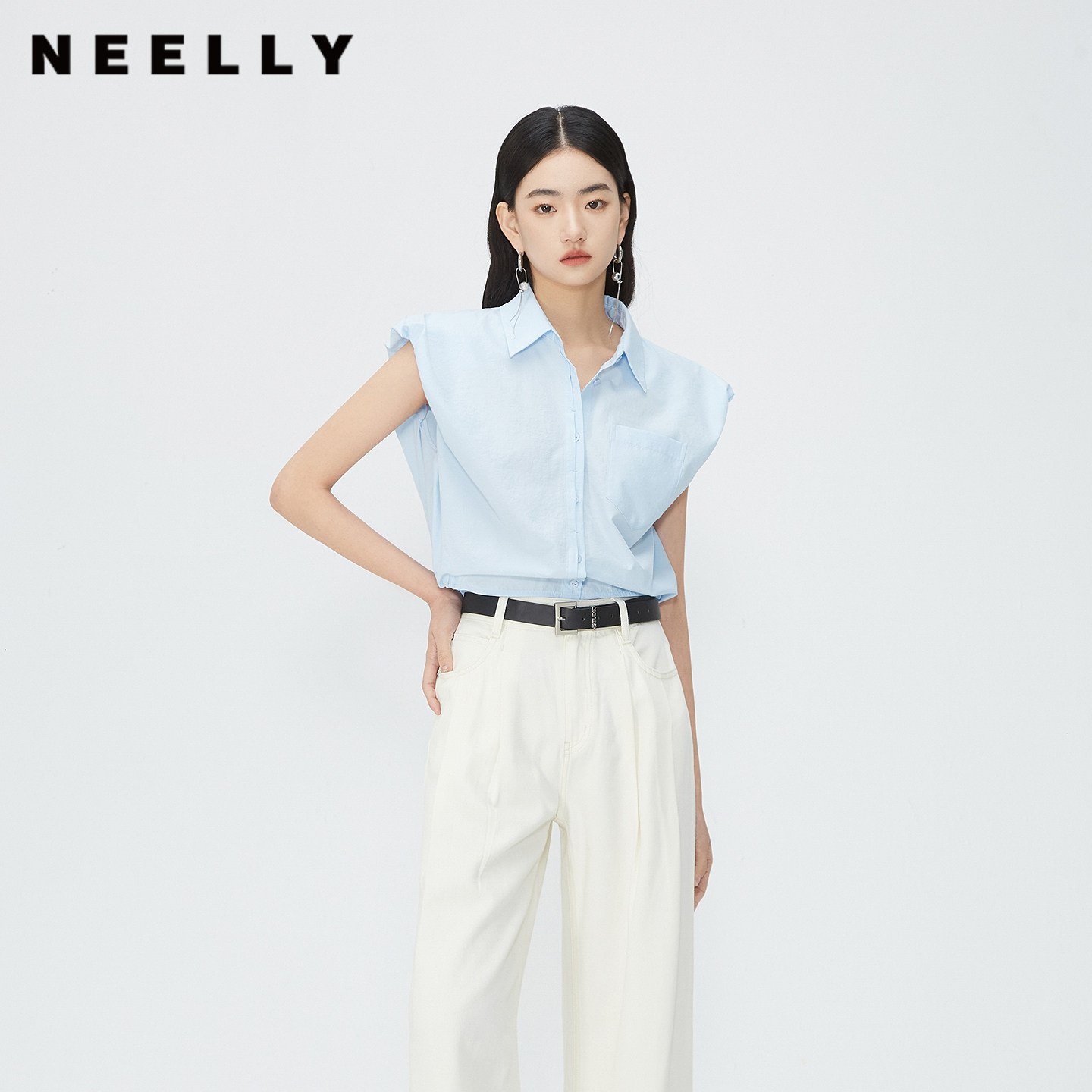 NEELLY纳俪商场同款春季新款纯色翻领花苞无袖衬衫女时尚收腰上衣