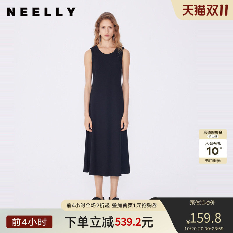 NEELLY纳俪商场同款春秋新款高级简约设计感连衣裙女显瘦个性长裙