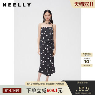 NEELLY纳俪商场同款春秋波点捏褶吊带连衣裙女设计感开叉中长裙