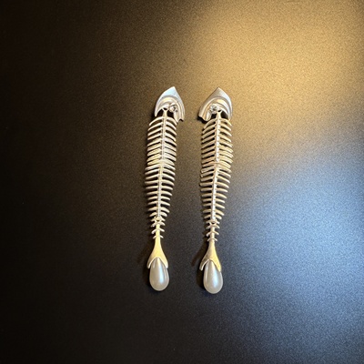 开花的橄榄 Vintage古着 Chill Skeleton长款鱼骨头流苏耳环 耳饰