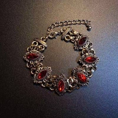 开花的橄榄 Vintage古着 Boho Filigree红色锆石手链