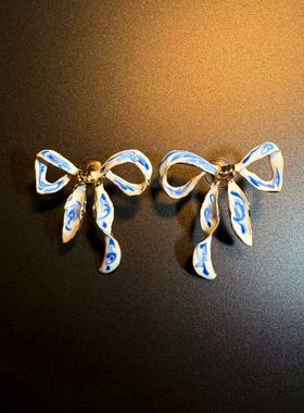 开花的橄榄Vintage古着  Cerulean Bow蓝色青花瓷蝴蝶结耳环 耳饰