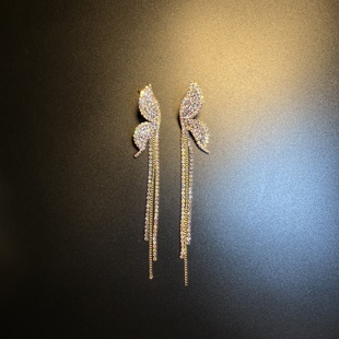 开花的橄榄 Vintage古着 parkle Fringe紫色流苏蝴蝶耳环 耳饰