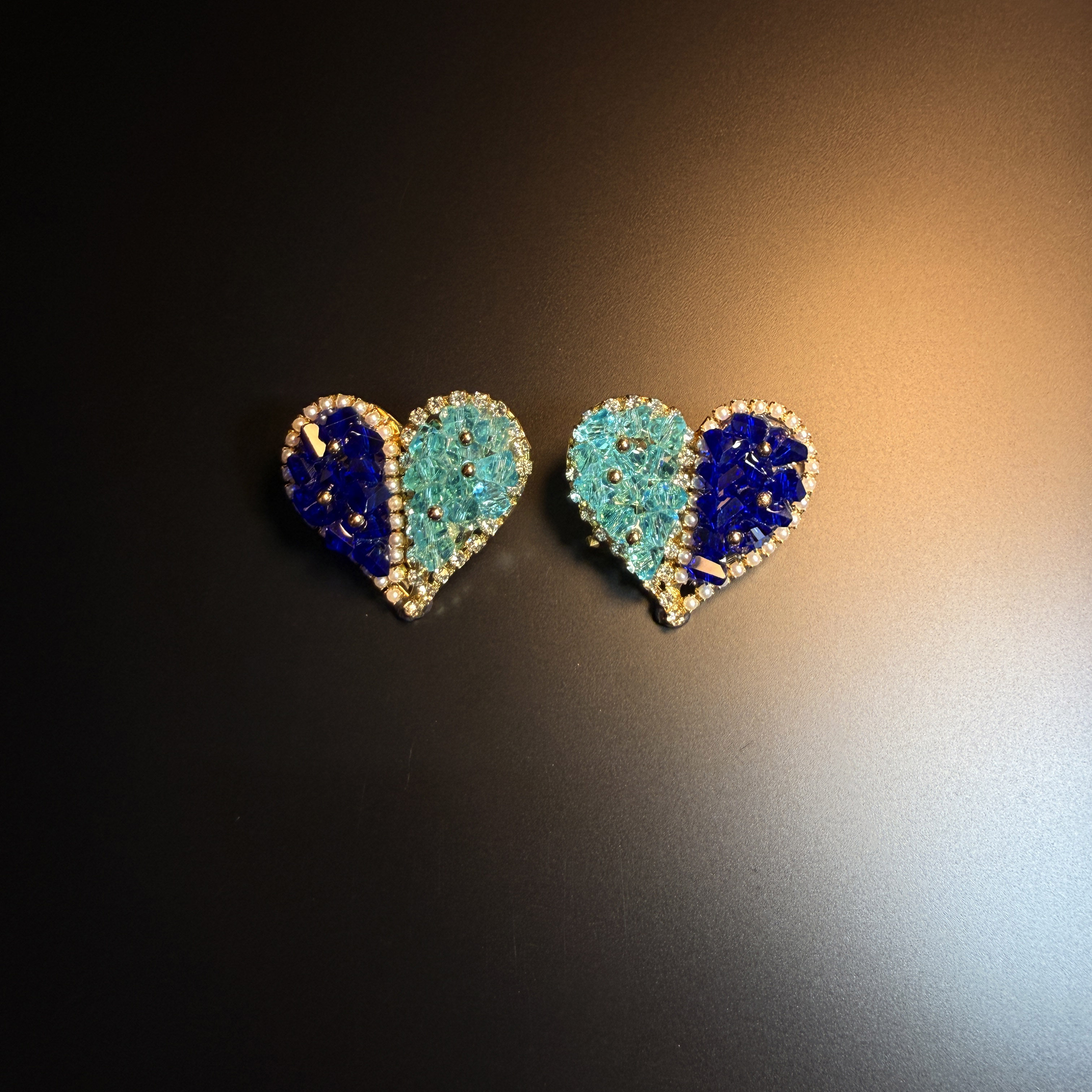 开花的橄榄 Vintage古着 DualDual Heart撞色碎钻爱心耳钉 耳饰