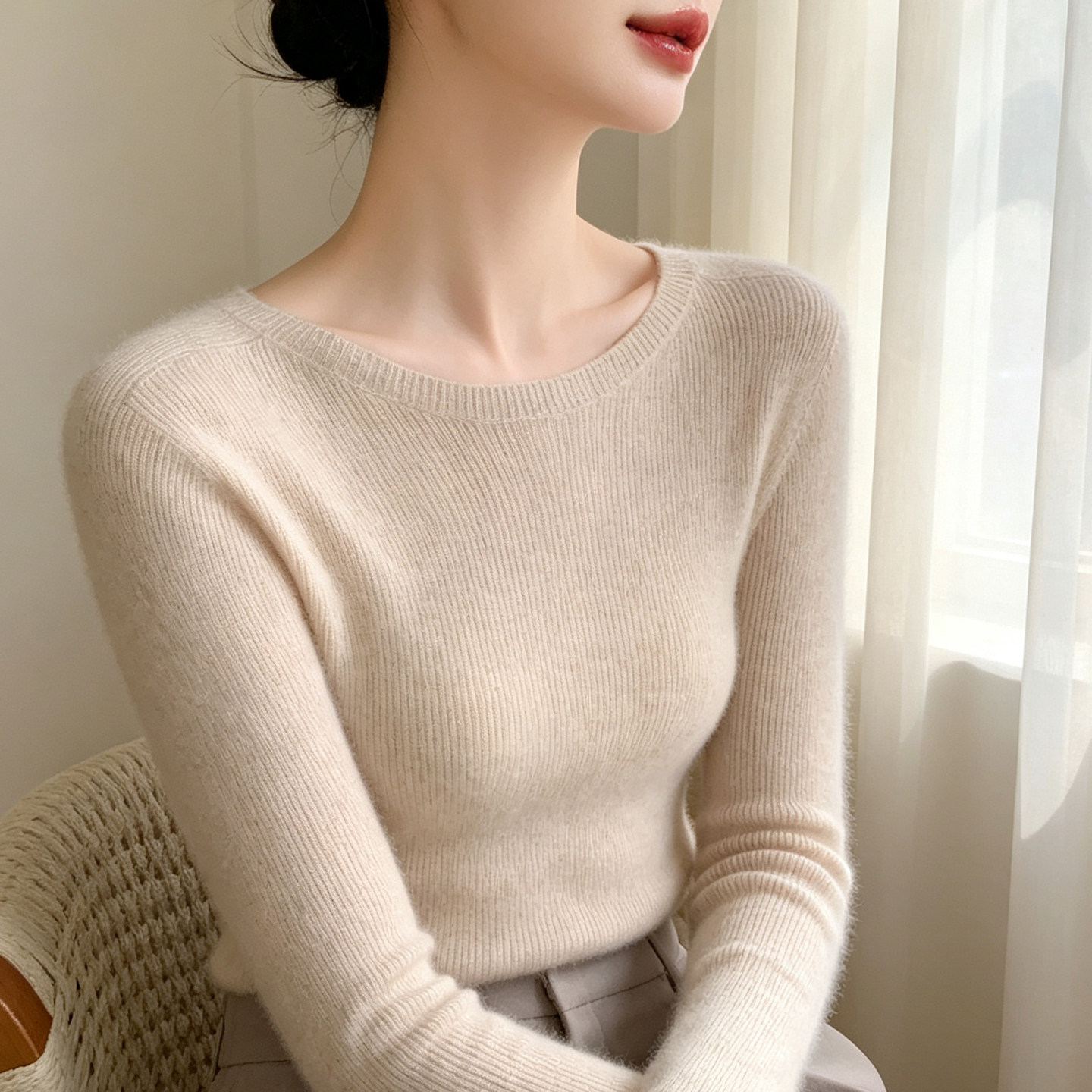 无缝圆领羊毛衫毛衣女修身显瘦春秋内搭小个子长袖紧身针织打底衫