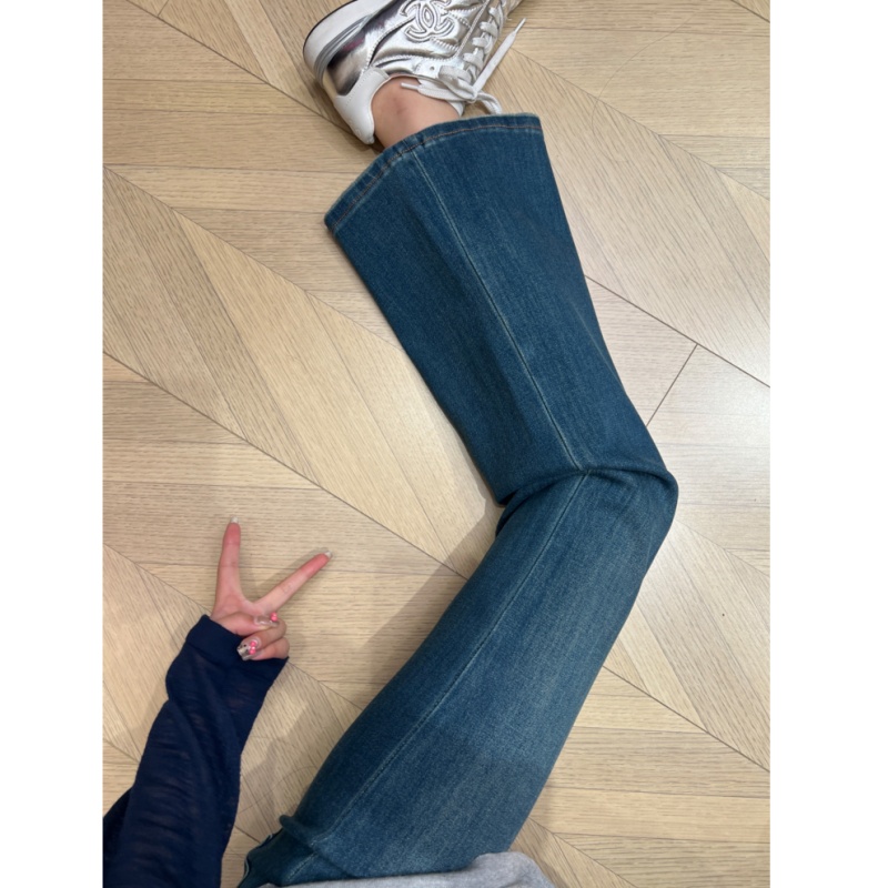复古蓝色微喇牛仔裤女