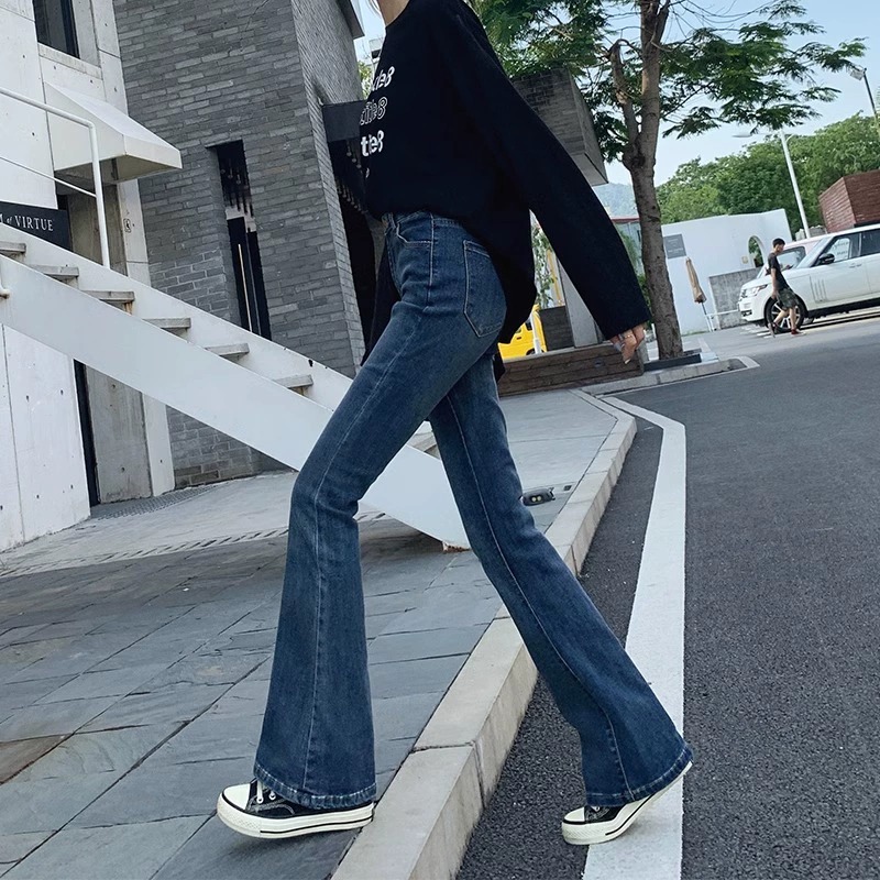 高腰显瘦微喇牛仔裤女