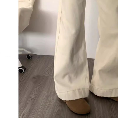 杏色微喇牛仔裤女2025春季新款