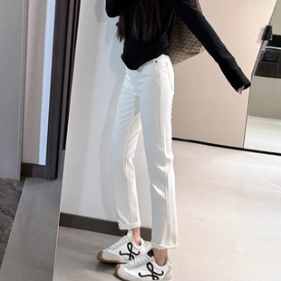 白色高腰显瘦烟管直筒牛仔裤女2026年春季新款小个子女士时尚裤子