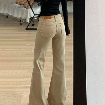 卡其色低腰微喇牛仔裤女2025