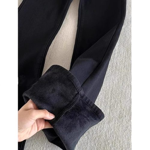 黑色加绒微喇牛仔裤女2024年秋冬