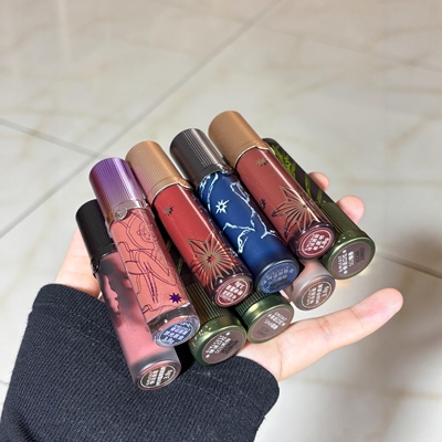 Girlcult构奇情话唇霜羊皮书口棕