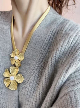 复古金芯绽珠轻奢项链花瓣腰链多种佩戴方法颈链中古风首饰花朵