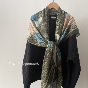 出口英国 小摇滚风斑纹雀鸟印花丝柔莫代尔大方巾围巾领巾披肩