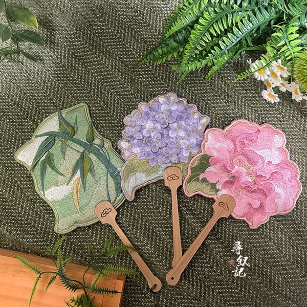 扇子无绣球花古风荷花刺绣异形牡丹原创汉服配饰旗袍夏尽柄竹团扇