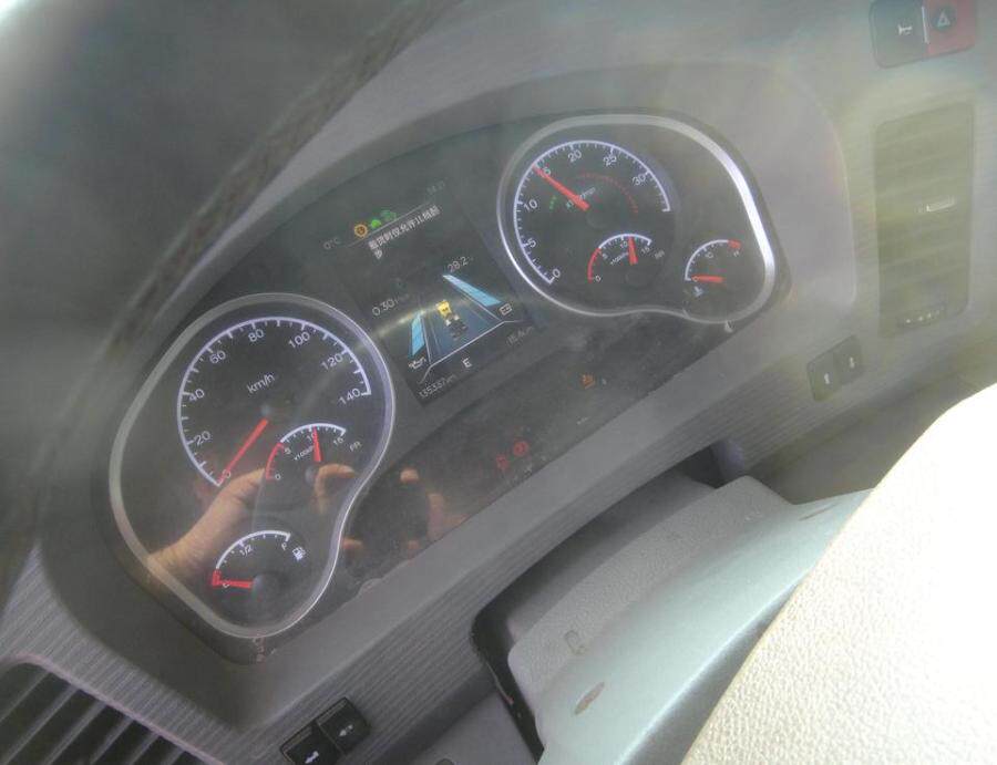 3月27日银川宁AM3260号东风牌牵引车网络拍卖公告