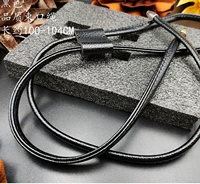 Черный пакет рта веревка светло -золотая голова