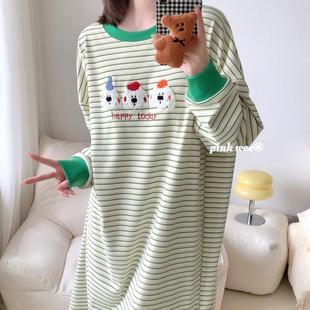 睡衣薄绒秋冬睡裙家居服PINKWEO 可爱小狗女条纹收口宽松德绒大码