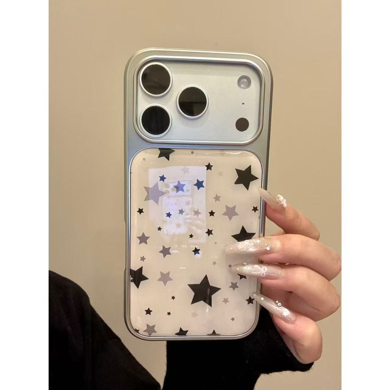 高级感ins米黄底银黑色星星适用iphone17promax苹果手机壳16p电镀