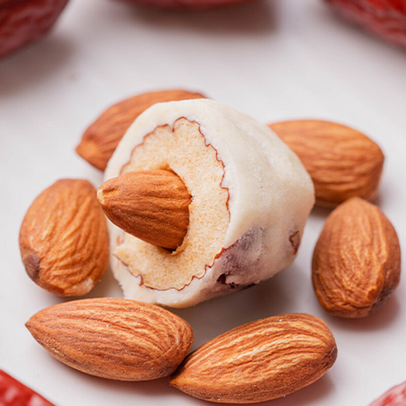 新疆牧民人家奶枣网红夹心巴旦木棉花糖奶枣一斤袋装牛奶酪枣