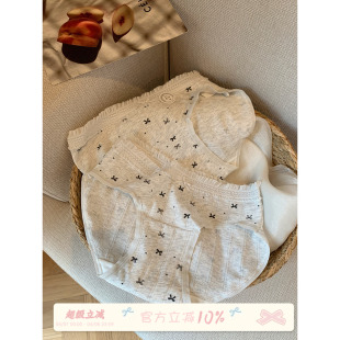 馨帮帮Bra 女款 柔软透气纯棉裆中腰包臀三角底裤 甜美蕾丝碎花内裤