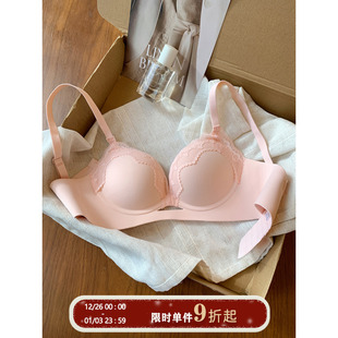 馨帮帮Bra纯欲蕾丝边深V内衣女聚拢小胸显大上托防下垂无钢圈文胸