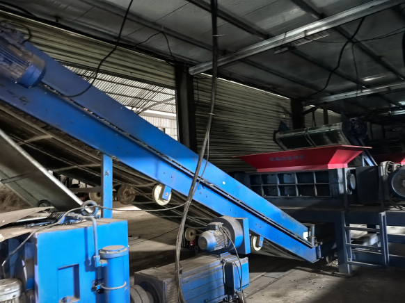 1月12日楚雄库房的机器设备及办公用具网络拍卖公告