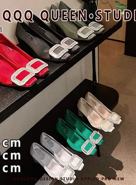 Right Video2025秋冬加绒RV丝绸缎水钻工作鞋高跟方头单鞋女婚鞋