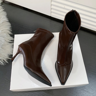 尖头高跟短靴2025年秋季新款法式棕色裸靴弹力瘦瘦靴复古细跟靴子