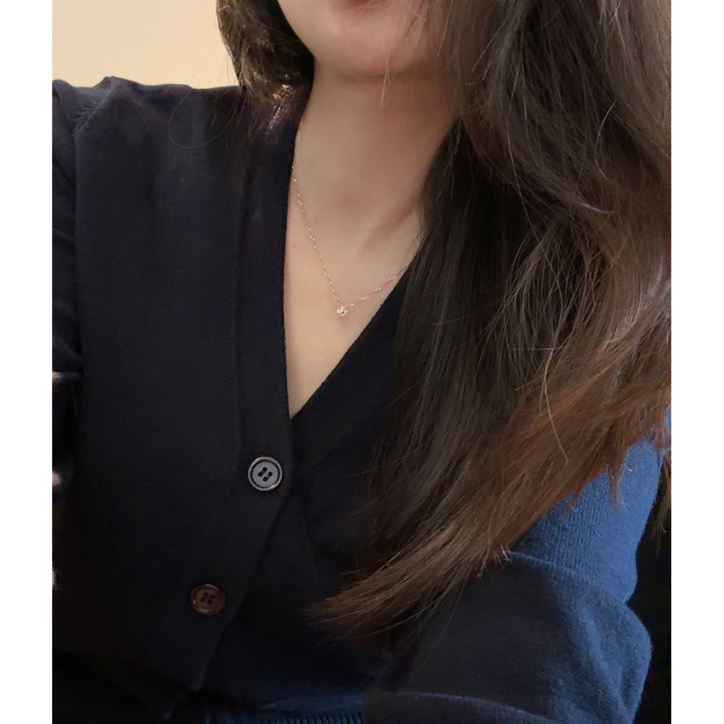 大可自制 韩系V领针织开衫女黑色纽扣百搭修身毛衣外套