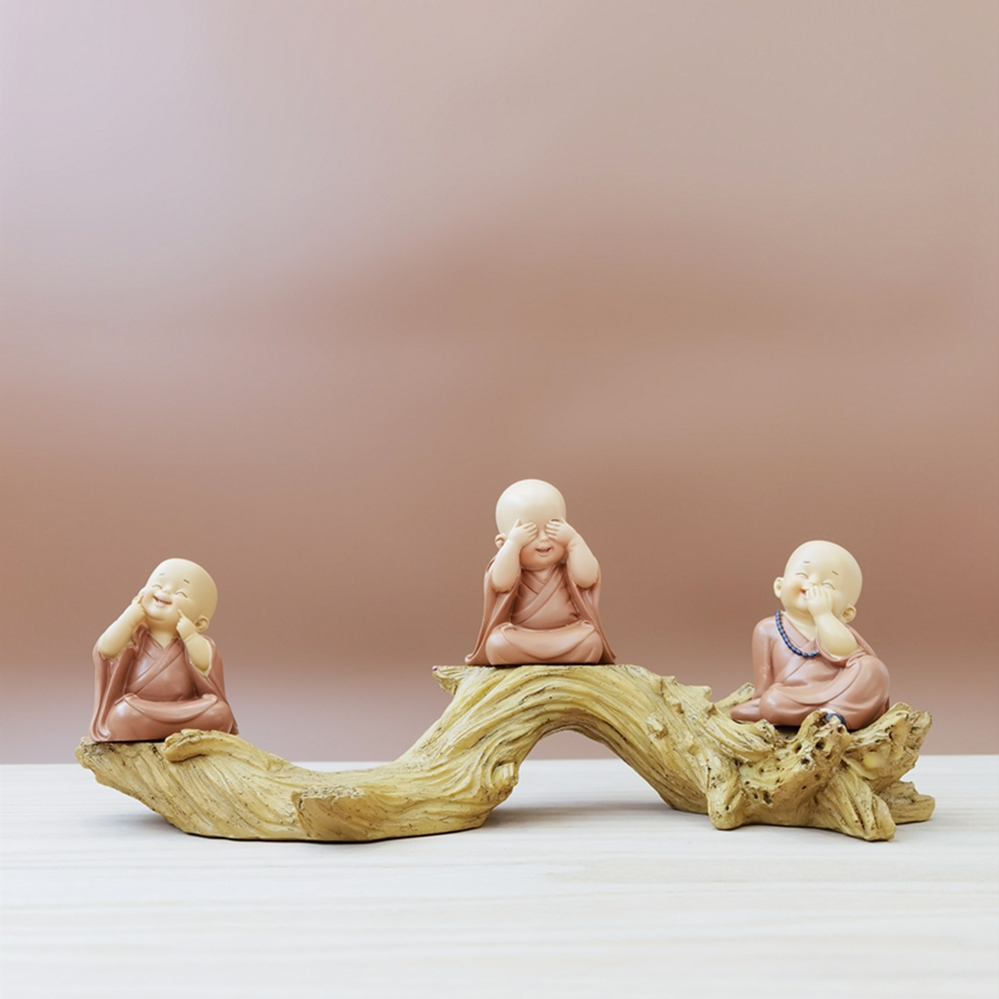 中国风小和尚底座摆件套装