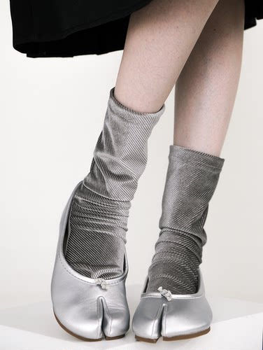 春夏丝绒流光分趾潮流女中筒袜