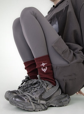 SS2L秋冬白色星月高密刺绣双针粗线废土风中筒袜子男女堆堆袜ins