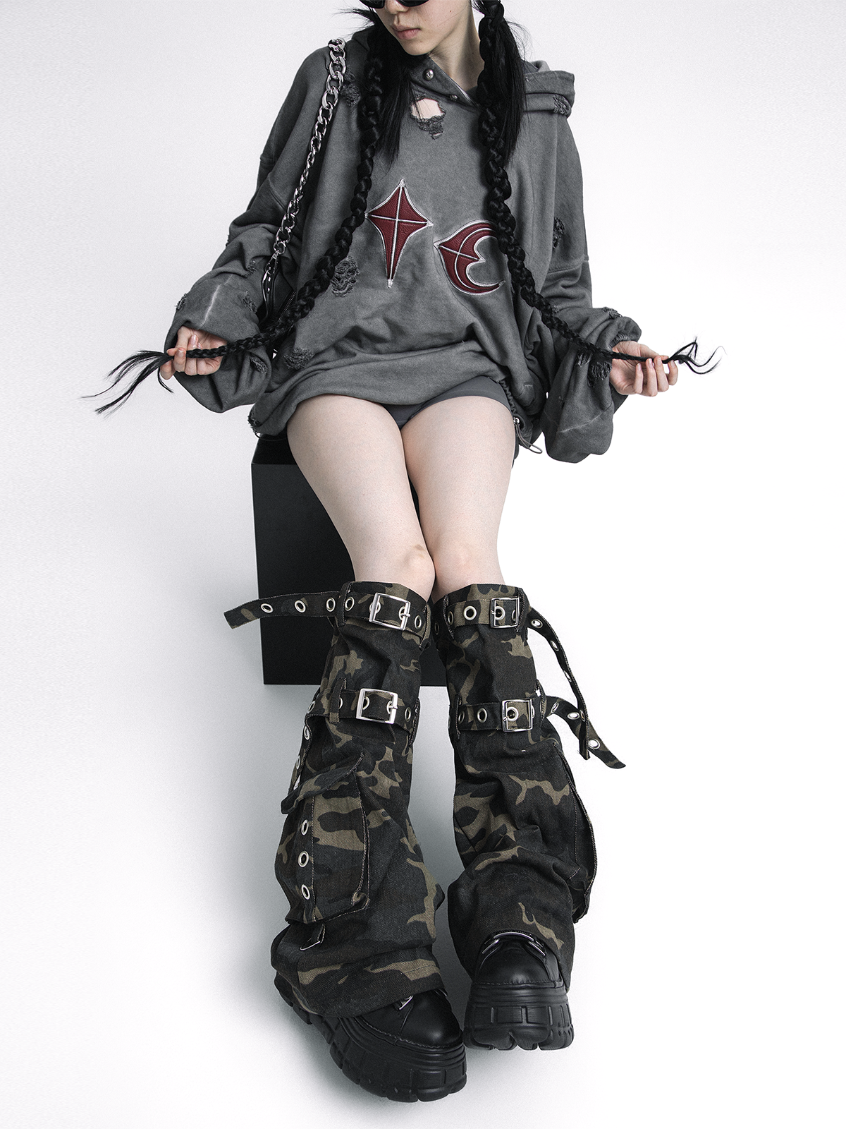 WENCIHAM春夏重磅迷彩水洗做旧牛仔朋克废土辣妹风绑带褪套袜套女