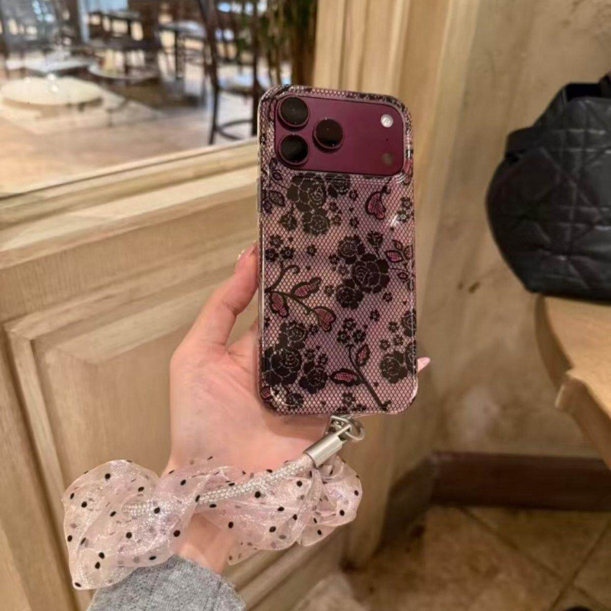 ins复古黑色格纹玫瑰适用iPhone18promax手机壳15新款17pro网红女款13创意全包防摔18pro超好看17保护套