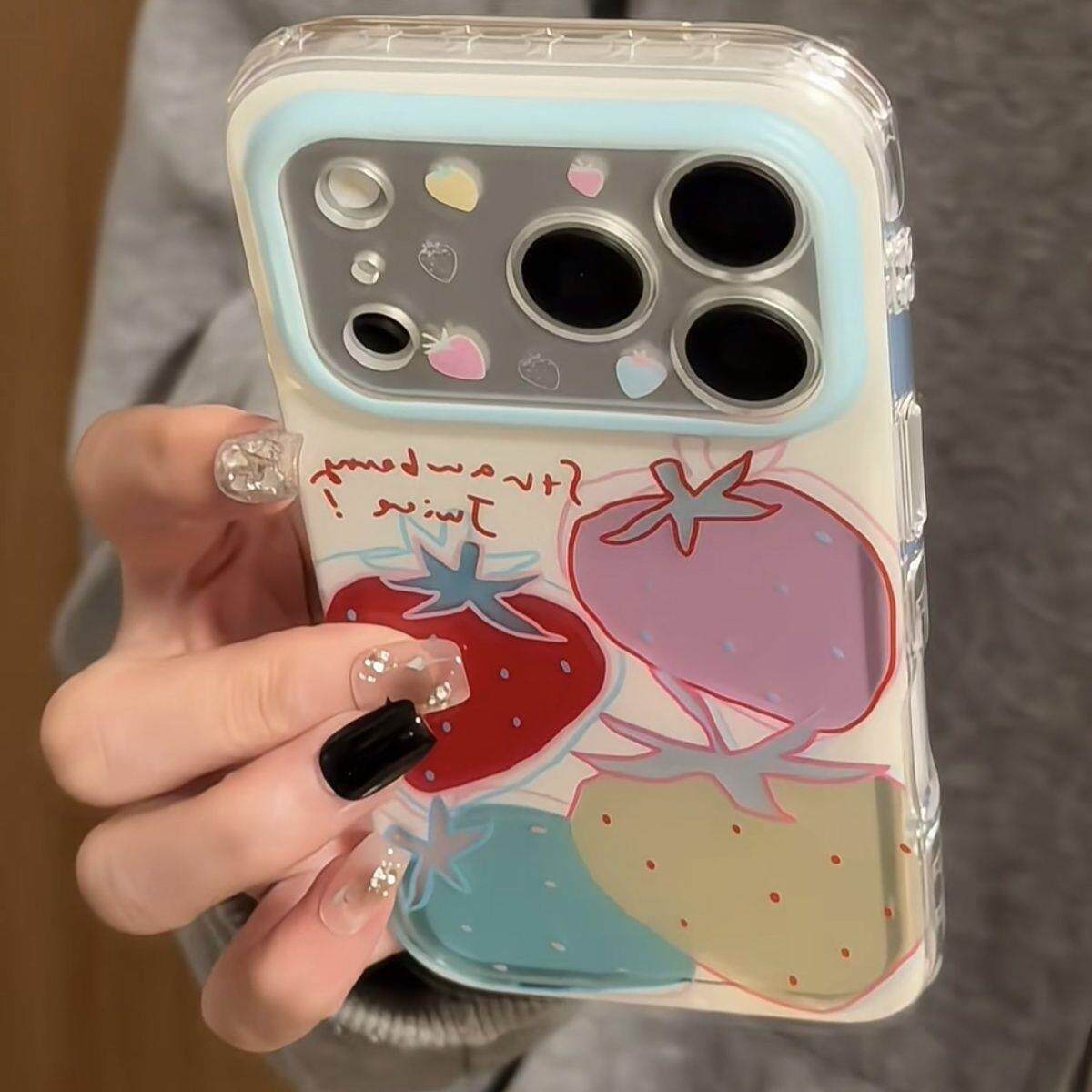 创意白底四色苹果波点英文字母适用于iphone17promax苹果16手机壳唯美小清新创意防摔保护壳
