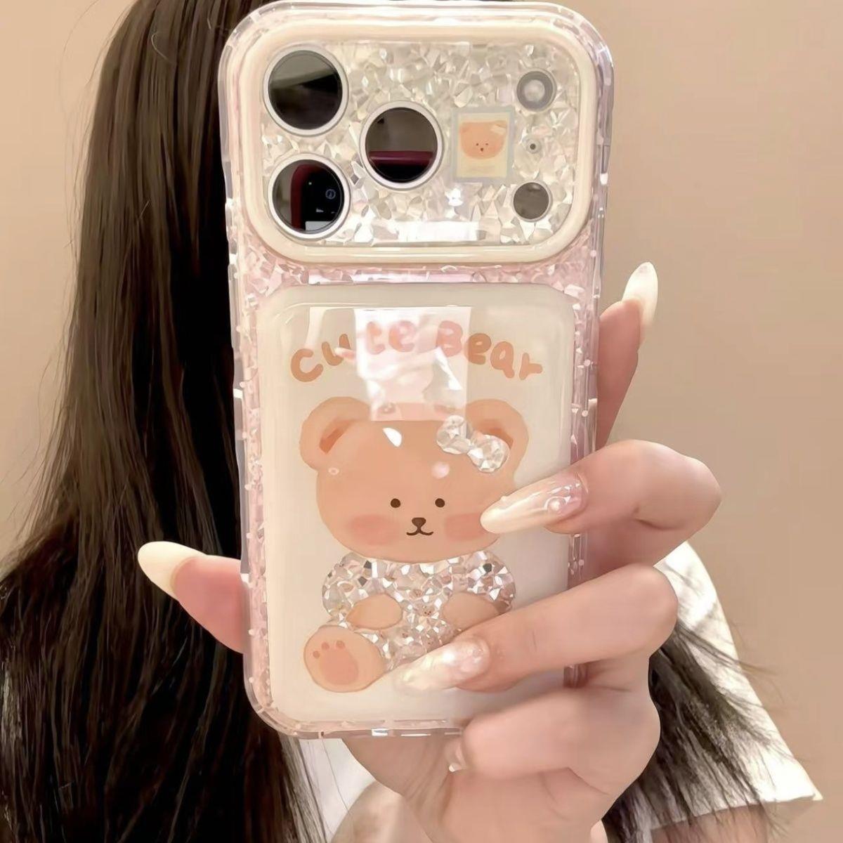 坐姿蝴蝶结小熊适用苹果17ProMax钻石纹手机壳iPhone16pro可爱卡通15pro小众创意14/13pro韩风女款套12个性11