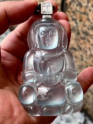 天然缅甸翡翠玻璃种观音 蓝钢，品质杠杠 裸石尺寸：71.5-45.8-8