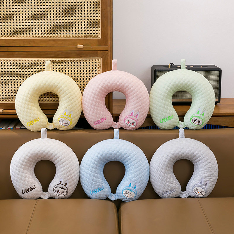 可爱U形枕冰豆豆恐龙公仔猫咪玩偶哈士奇兔子抱枕夏天午睡办公枕