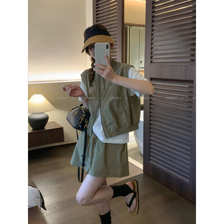 爱情魔鬼鱼 时尚套装女2026年夏季短袖T恤马甲外套半身短裙三件套