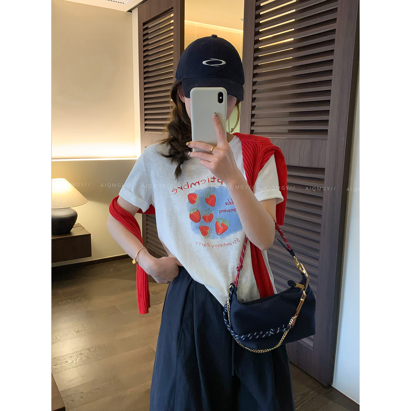 爱情魔鬼鱼 短袖圆领草莓印花T恤女2026夏季新款宽松减龄百搭上衣