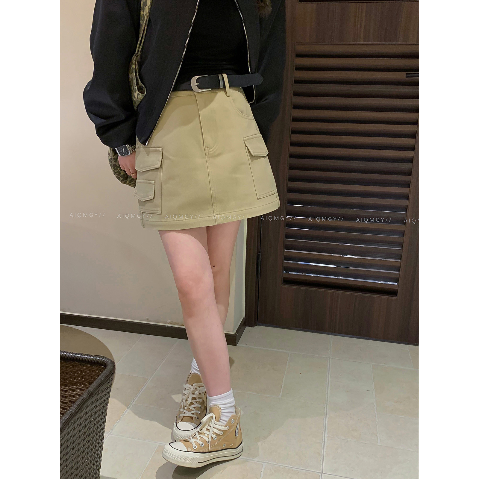 爱情魔鬼鱼 口袋A字工装半身裙女2026春季新款高腰通勤百搭短裙子
