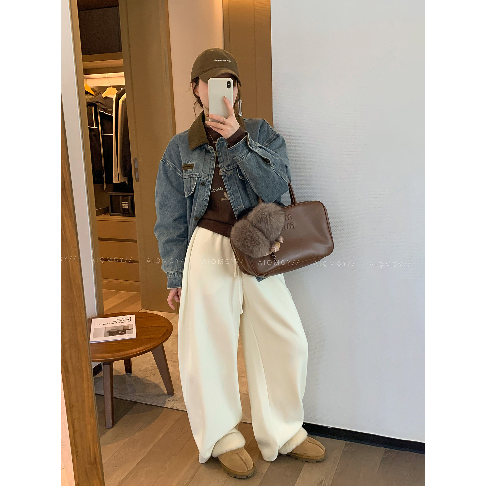 爱情魔鬼鱼 翻领羽绒牛仔外套女2025年冬季新款时尚保暖宽松上衣,女装/女士精品,羽绒服,淘宝优惠券,粉丝福利购,淘宝优惠卷