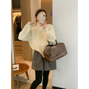 爱情魔鬼鱼 米白色坑条高领毛衣女2025冬季新款宽松套头针织上衣