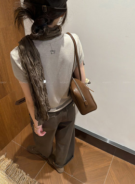 爱情魔鬼鱼圆领短袖简约T恤女