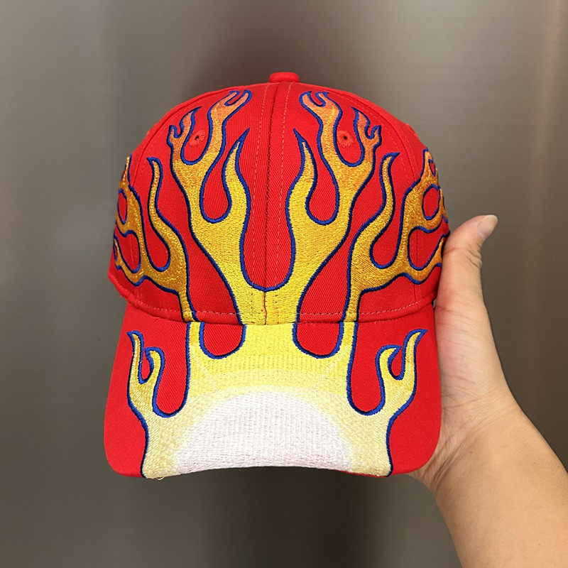2025美式新款拼接火焰刺绣棒球帽鸭舌帽男女街头潮人百搭个性嘻哈