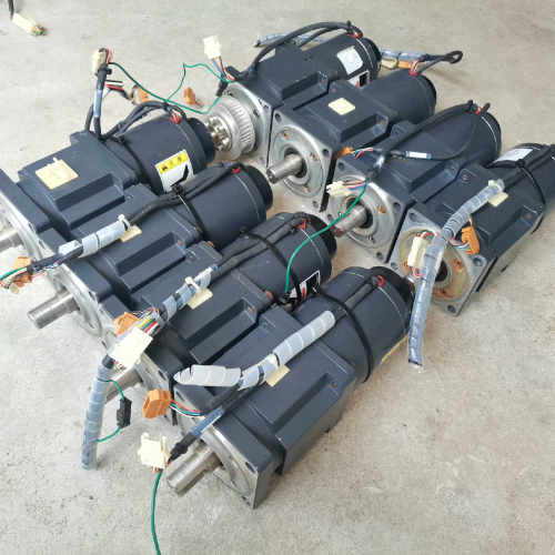 拆机步进谐波电机UPH599HG1-A-A9 UPH599H【议价】