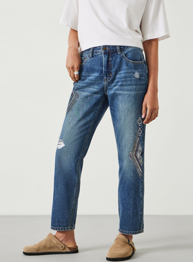 1111五折外贸休闲美单宽松显瘦破洞绣花款直筒男友老爹九分牛仔裤