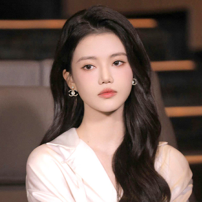 法国【设计师】Glicka 珍珠款小香风双c女轻奢高级吊坠气质耳钉